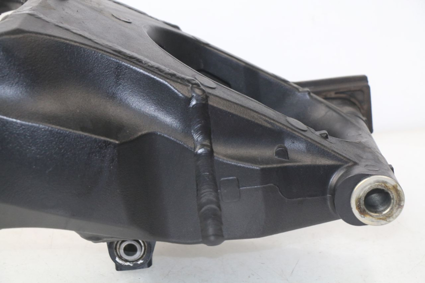 photo de SWING ARM SUZUKI GSX-R GSXR K16 1000 (2012 - 2016) - Distinctive features