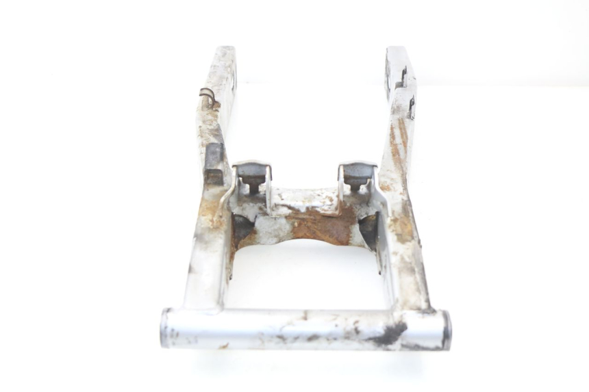 photo de SWING ARM SUZUKI GSXF GSX F 600 (1988 - 1997) - Surface and material condition
