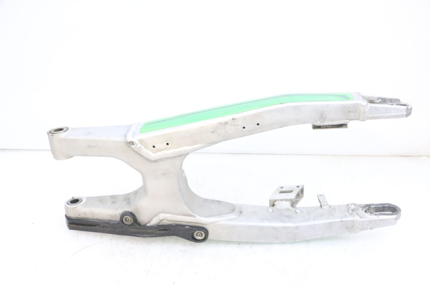 photo de SWING ARM KAWASAKI KXF KX-F 250 (2017 - 2019) - Distinctive features