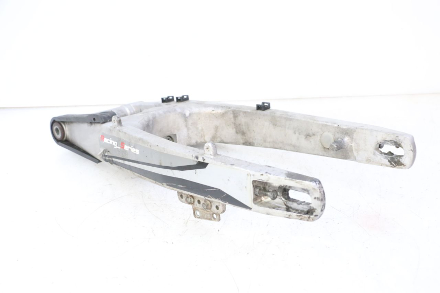 photo de SWING ARM RIEJU MRT 50 (2018 - 2021) - Distinctive features