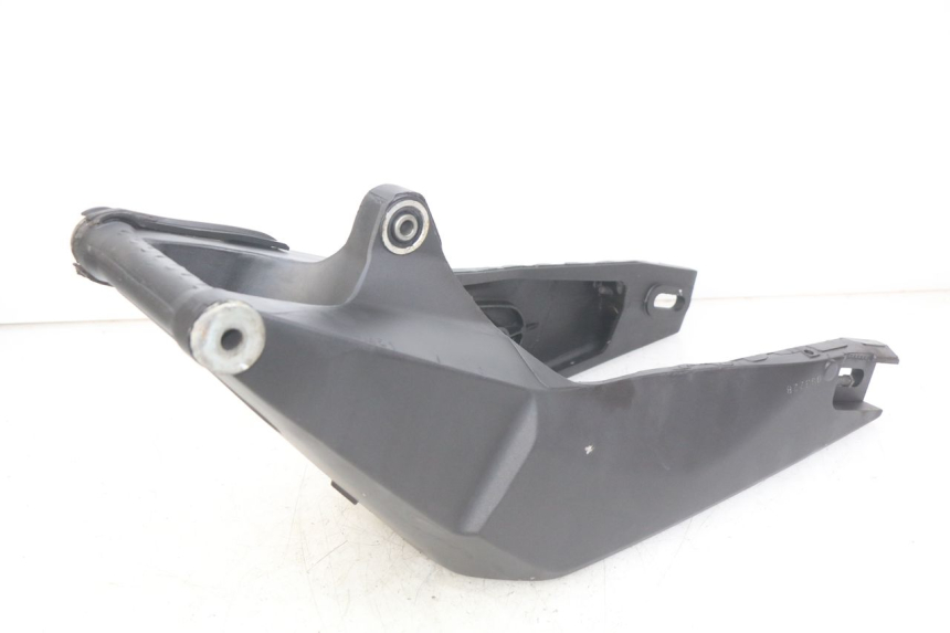photo de SWINGARM YAMAHA MT ABS 125 (2014 - 2018) - Surface and material condition