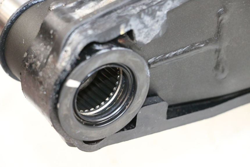 photo de SWING ARM KAWASAKI NINJA 400 (2018 - 2023) - Technical close-up