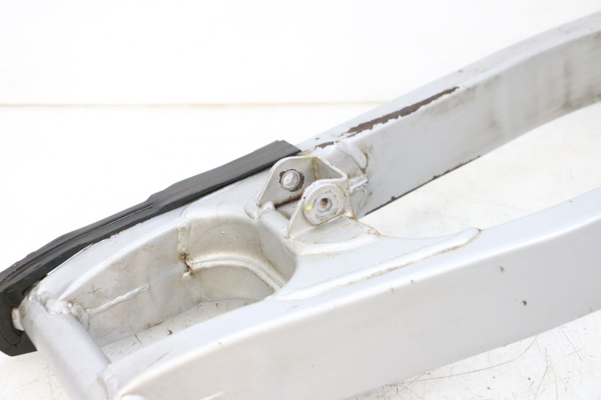 photo de SWINGARM HONDA NSR R 125 (1994 - 2003) - High-resolution close-up