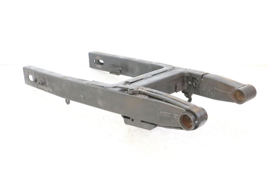 photo de SWINGARM MAG POWER R-STREET 50 (2016 - 2025) - Fixing points details