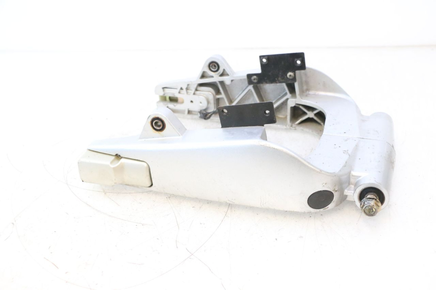 photo de SWING ARM BAIKU SAKURA 1 (2021 - 2025) - Surface and material condition