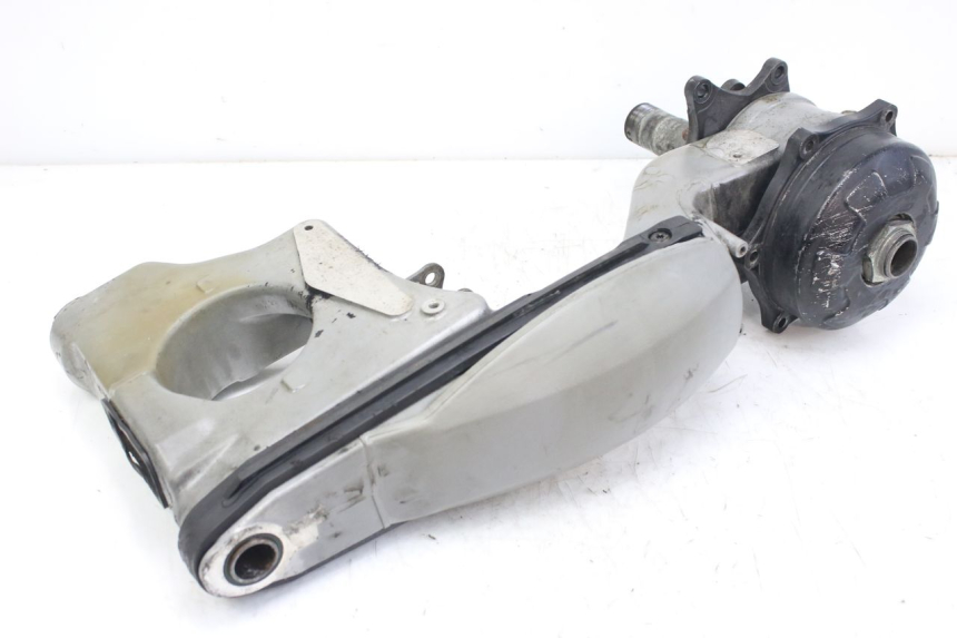photo de SWINGARM TRIUMPH SPRINT ST 955 (1999 - 2001) - Main view
