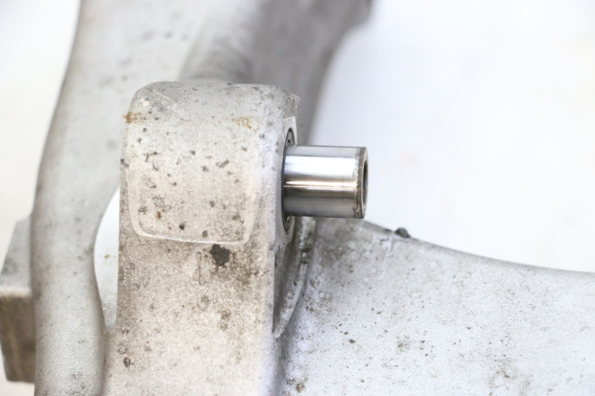 photo de SWING ARM HONDA ST PAN EUROPEAN 1300 (2002 - 2013) - Alternative perspective