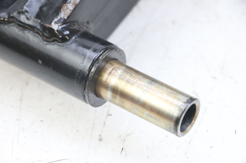 photo de SWINGARM HYTRACK ST 170 (2020 - 2024) - Alternative perspective