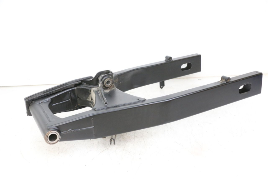 photo de SWING ARM SUZUKI GSR 750 (2011 - 2017) - Surface and material condition