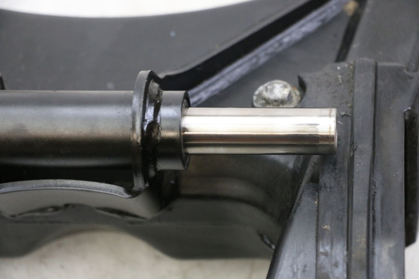 photo de SWINGARM SUZUKI GSX F GSXF 650 (2007 - 2015) - Technical close-up