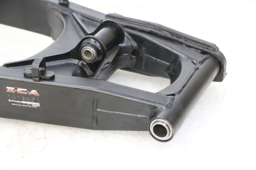 photo de SWINGARM SUZUKI GSX F GSXF 650 (2007 - 2015) - Markings and original references