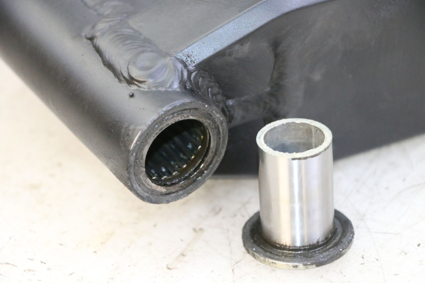 photo de SWING ARM SUZUKI SV S 650 (2003 - 2009) - Alternative perspective