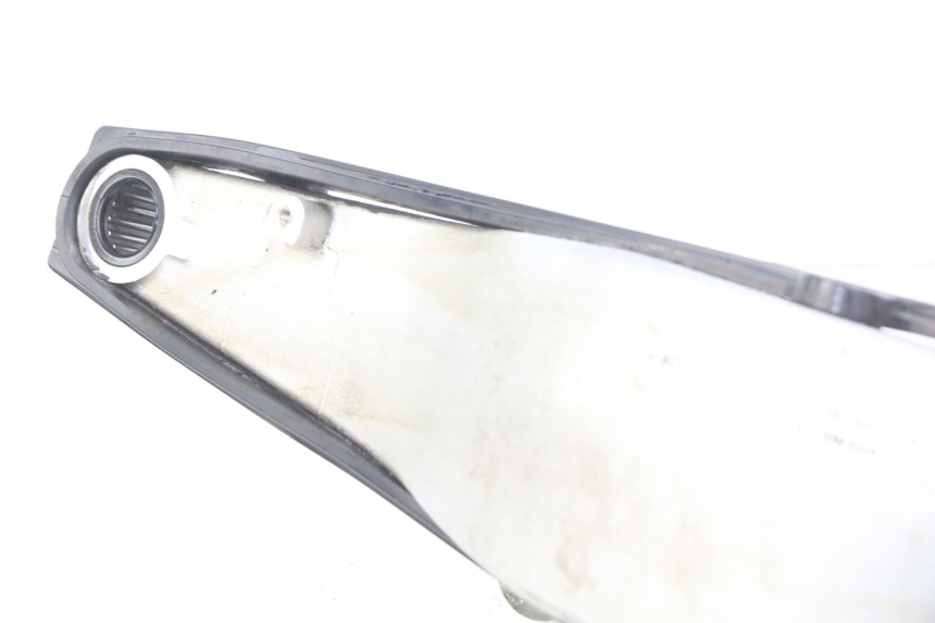 photo de SWINGARM HONDA VFR FI RC46 800 (1998 - 2001) - Alternative perspective