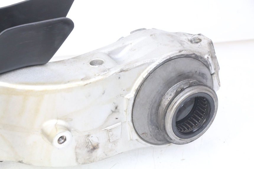 photo de SWINGARM HONDA VFR FI RC46 800 (1998 - 2001) - Checked used part