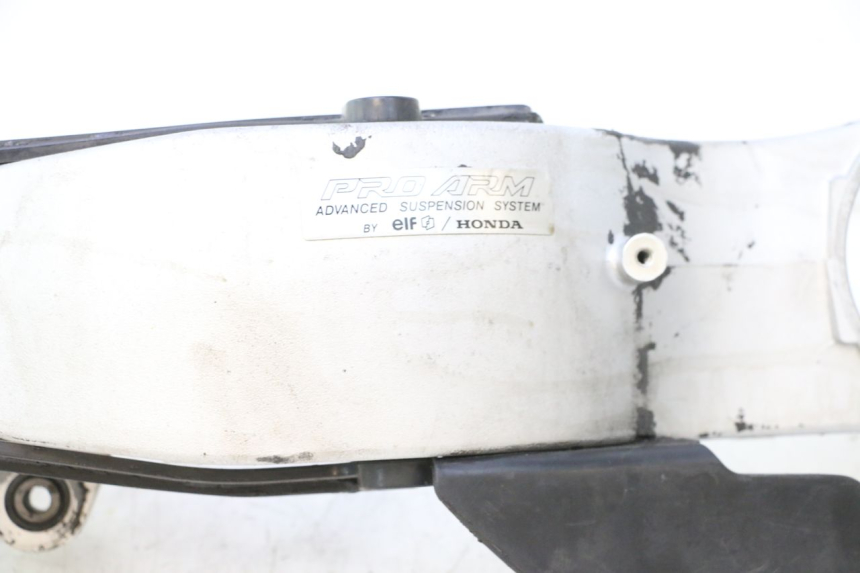 photo de SWINGARM HONDA VFR FI RC46 800 (1998 - 2001) - Main view