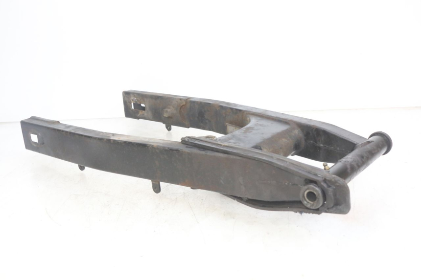 photo de SWINGARM DAELIM VJ ROADWIN FI 125 (2008 - 2017) - Fixing points details