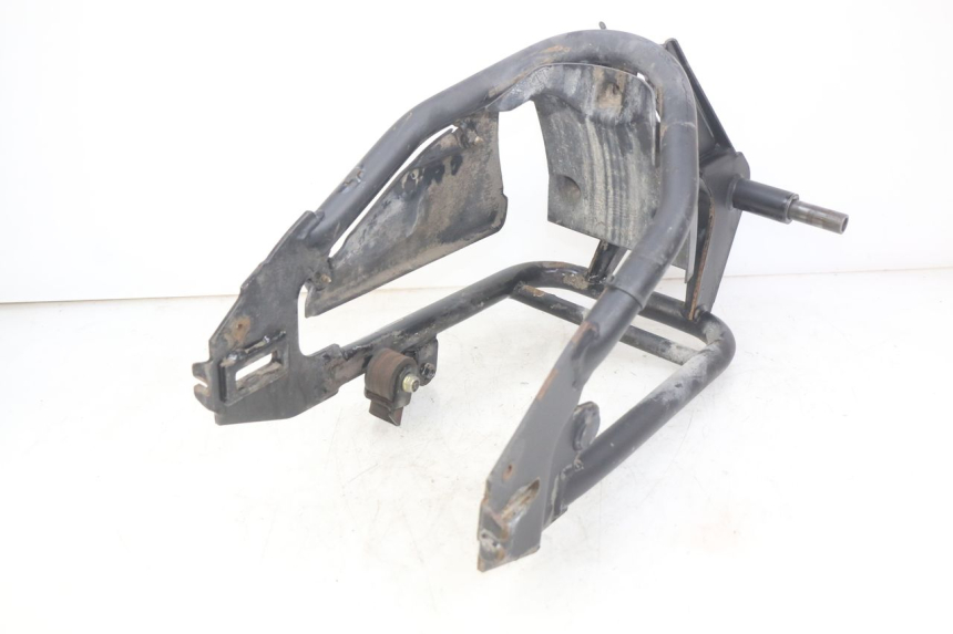 photo de SWINGARM DAELIM VL DAYSTAR 125 (2000 - 2011) - Fixing points details