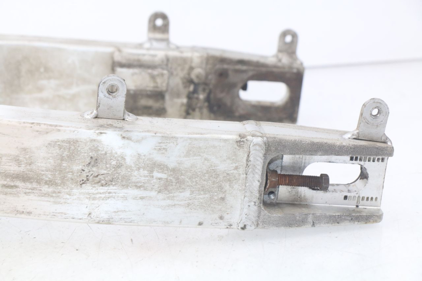 photo de SWINGARM SUZUKI XF FREEWIND 650 (1997 - 2003) - Component zoom