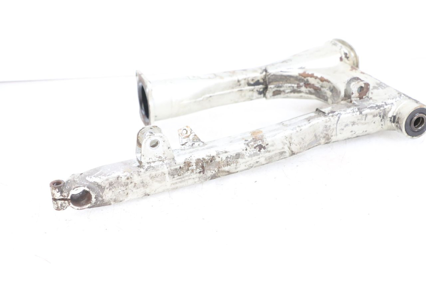 photo de SWING ARM YAMAHA XJ F 900 (1983 - 1994) - Alternative perspective