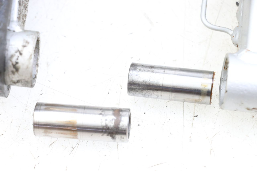 photo de Swingarm HYOSUNG XRX 125 (2000 - 2008) - Markings and original references