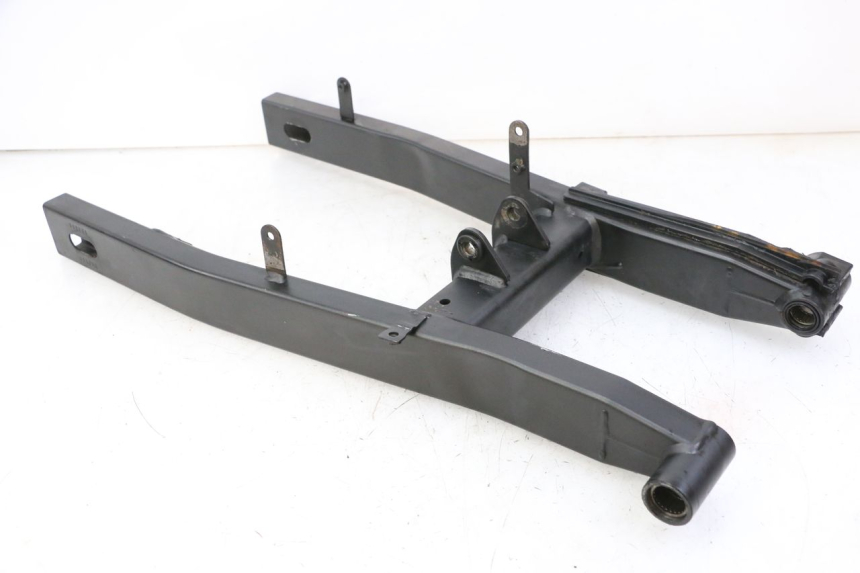 photo de SWING ARM YAMAHA XJ6 600 (2008 - 2016) - Fixing points details