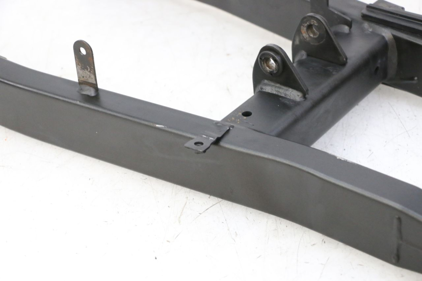 photo de SWING ARM YAMAHA XJ6 600 (2008 - 2016) - Surface and material condition