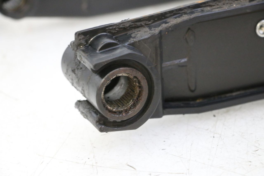 photo de SWING ARM YAMAHA XJ6 600 (2008 - 2016) - Markings and original references