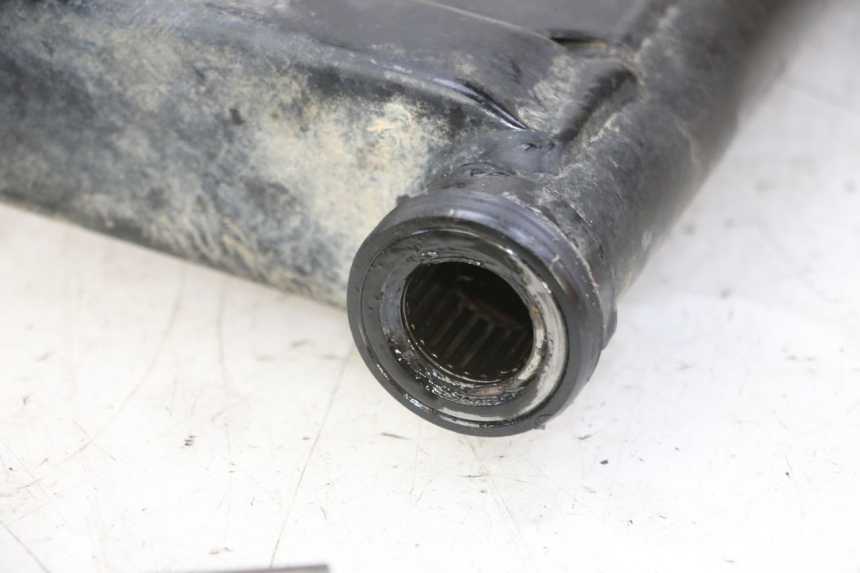photo de SWING ARM YAMAHA YFM R RAPTOR 250 (2008 - 2014) - Surface and material condition