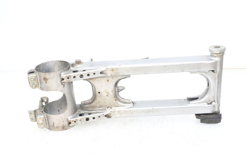 photo de SWING ARM YAMAHA YFM R RAPTOR 250 (2008 - 2014) - Fixing points details