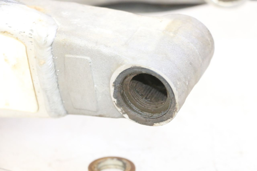 photo de SWING ARM YAMAHA YZ-F YZF 250 (2014 - 2018) - Component detail
