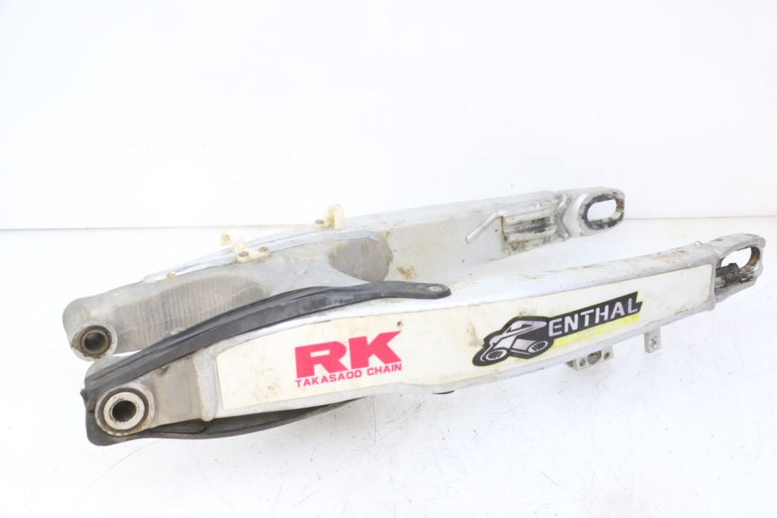 photo de SWING ARM YAMAHA YZ-F YZF 250 (2014 - 2018) - Surface and material condition