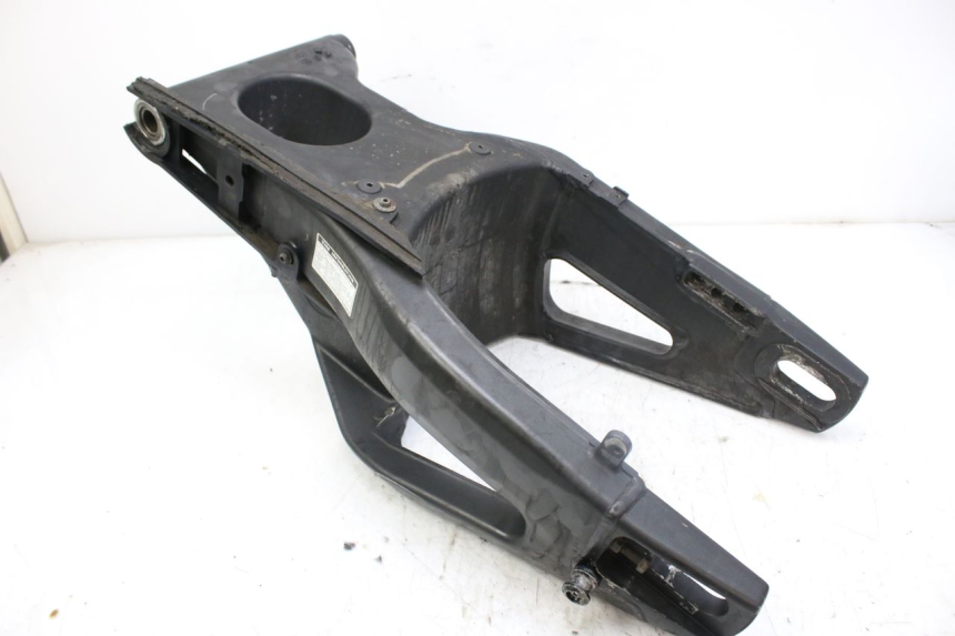 photo de SWINGARM YAMAHA YZF R1 1000 (2007 - 2008) - Alternative perspective