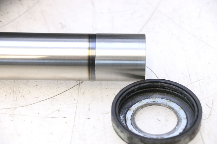 photo de SWING ARM YAMAHA YZF R6 600 (2008 - 2009) - Detailed visual inspection