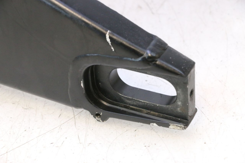 photo de SWING ARM YAMAHA YZF R6 600 (2008 - 2009) - Alternative perspective