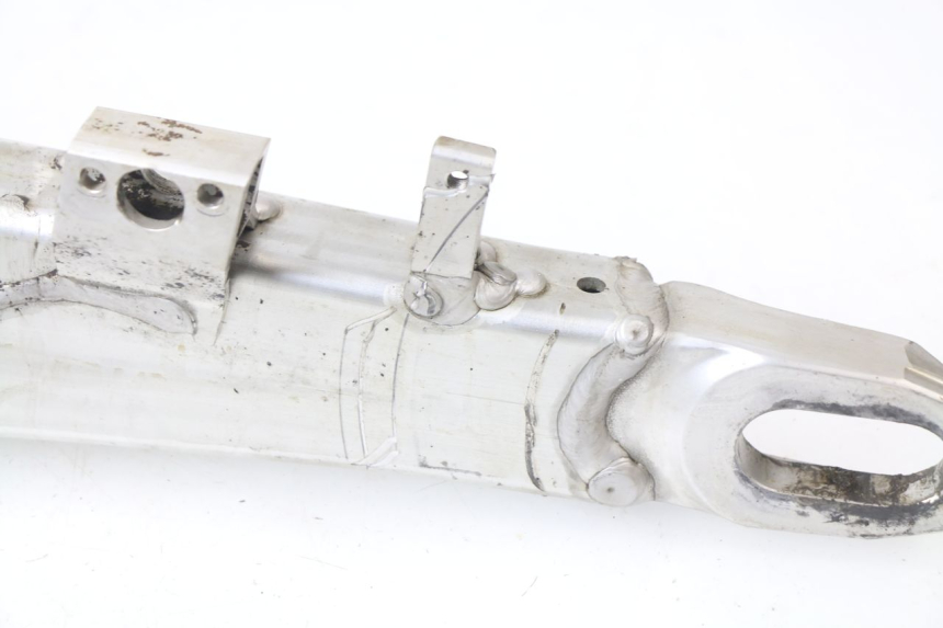 photo de SWING ARM YAMAHA YZF YZ-F 450 (2018 - 2021) - Alternative perspective