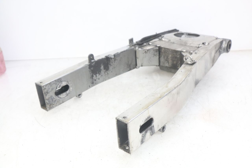 photo de SWINGARM KAWASAKI ZX-6R ZX6R 600 (1995 - 1997) - Zoom on usage condition
