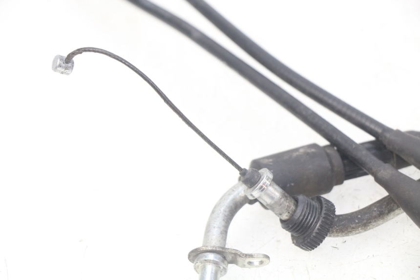 photo de ACCELERATOR CABLE SUZUKI BURGMAN 125 (2007 - 2014) - Technical close-up