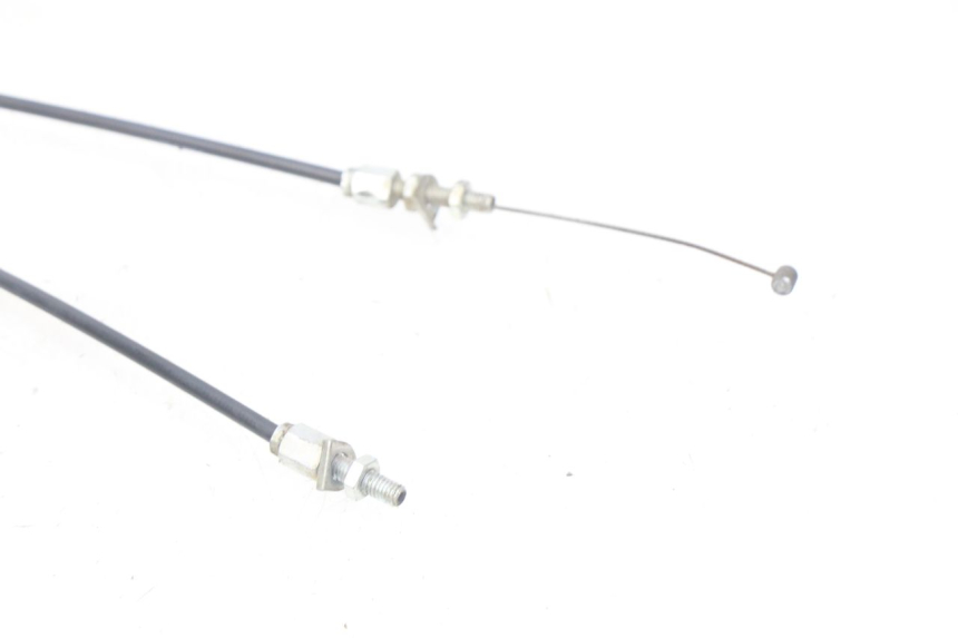 photo de ACCELERATOR CABLE HONDA CRF 250 (2010 - 2013) - Zoom on usage condition