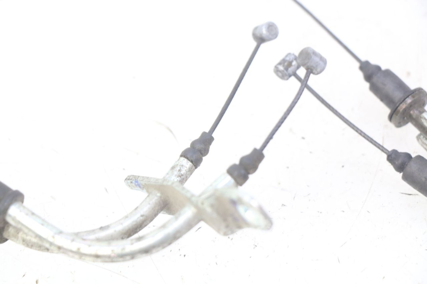 photo de ACCELERATOR CABLE YAMAHA CYGNUS X INJECTION 125 (2007 - 2013) - Technical close-up