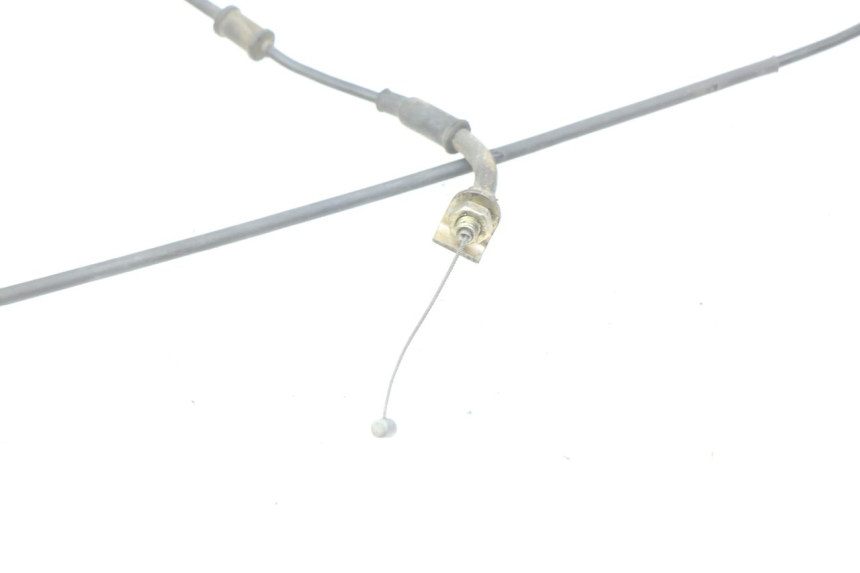 photo de ACCELERATOR CABLE PIAGGIO FLY 100 (2006 - 2010) - Zoom on usage condition