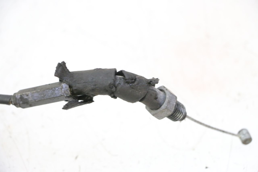 photo de THROTTLE CABLE KYMCO GRAND DINK 125 (2002 - 2007) - Zoom on usage condition