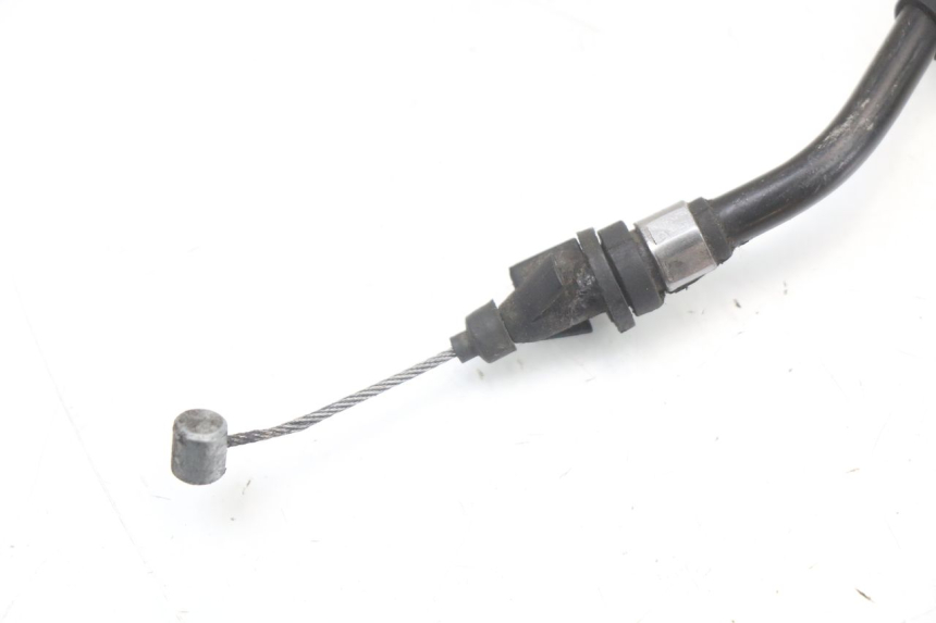 photo de THROTTLE CABLE PEUGEOT KISBEE 2T 50 (2018 - 2022) - Zoom on usage condition