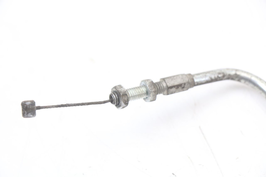 photo de ACCELERATOR CABLE PEUGEOT KISBEE 4T 50 (2018 - 2022) - Zoom on usage condition