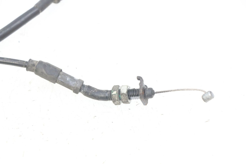 photo de ACCELERATOR CABLE PIAGGIO LIBERTY IGET 4T 50 (2015 - 2020) - Zoom on usage condition