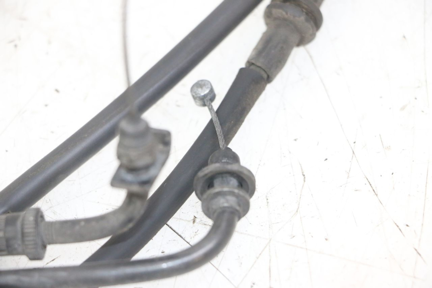 photo de ACCELERATOR CABLE PIAGGIO MP3 LT 400 (2007 - 2012) - Zoom on usage condition