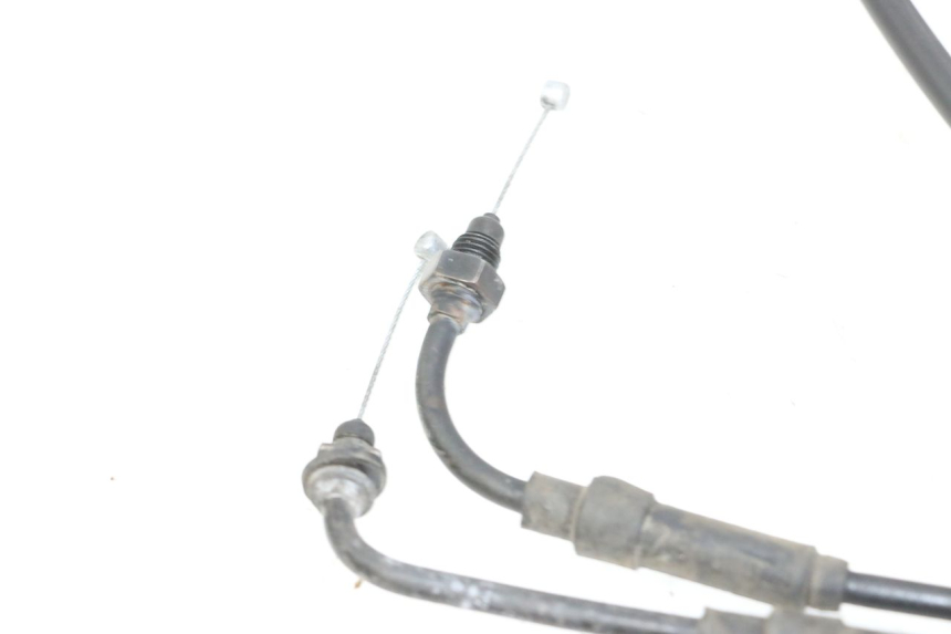 photo de ACCELERATOR CABLE PIAGGIO MP3 RL 250 (2006 - 2010) - Alternative perspective