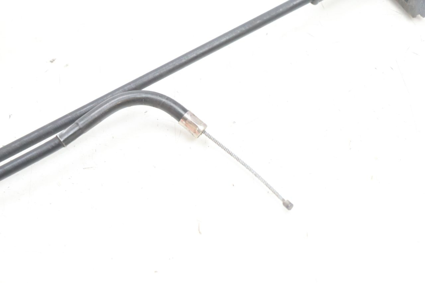 photo de THROTTLE CABLE RIEJU MRT PRO SUPERMOTARD 50 (2007 - 2018) - Alternative perspective