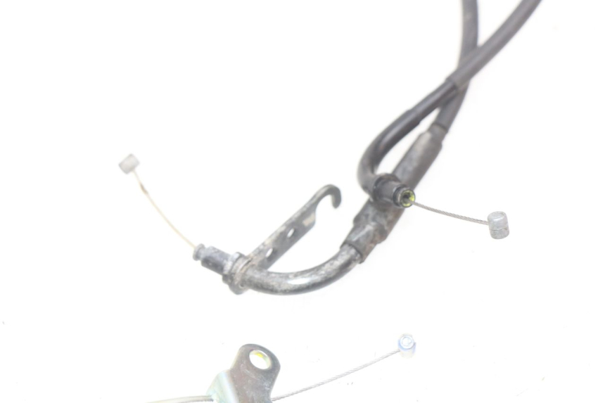 photo de ACCELERATOR CABLE YAMAHA N-MAX NMAX 125 (2017 - 2020) - Alternative perspective