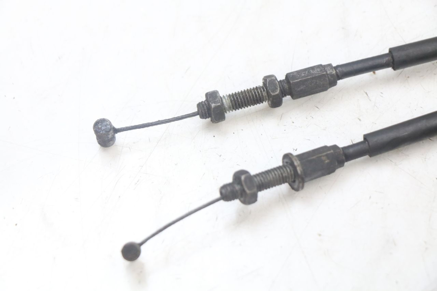 photo de ACCELERATOR CABLE HONDA NTV DEAUVILLE 650 (1998 - 2001) - Zoom on usage condition