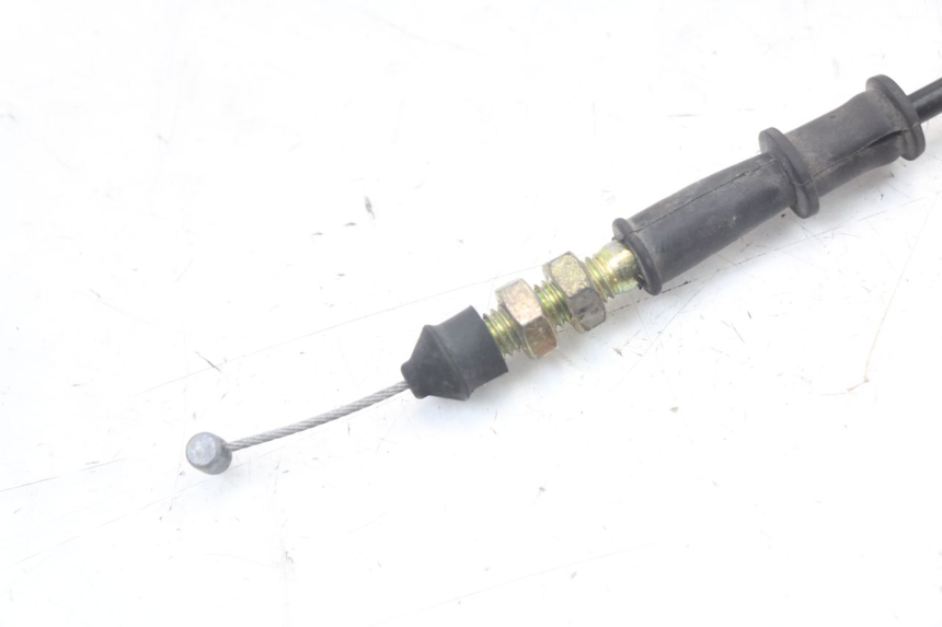 photo de THROTTLE CABLE PEUGEOT BELVILLE 125 (2017 - 2021) - Zoom on usage condition